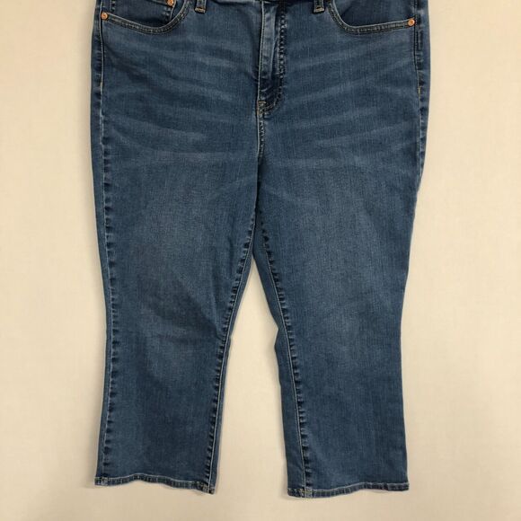 Talbots Women Crop Flare Jeans Size 14P 14 Petite Blue Denim B171 -2 - Picture 13 of 16
